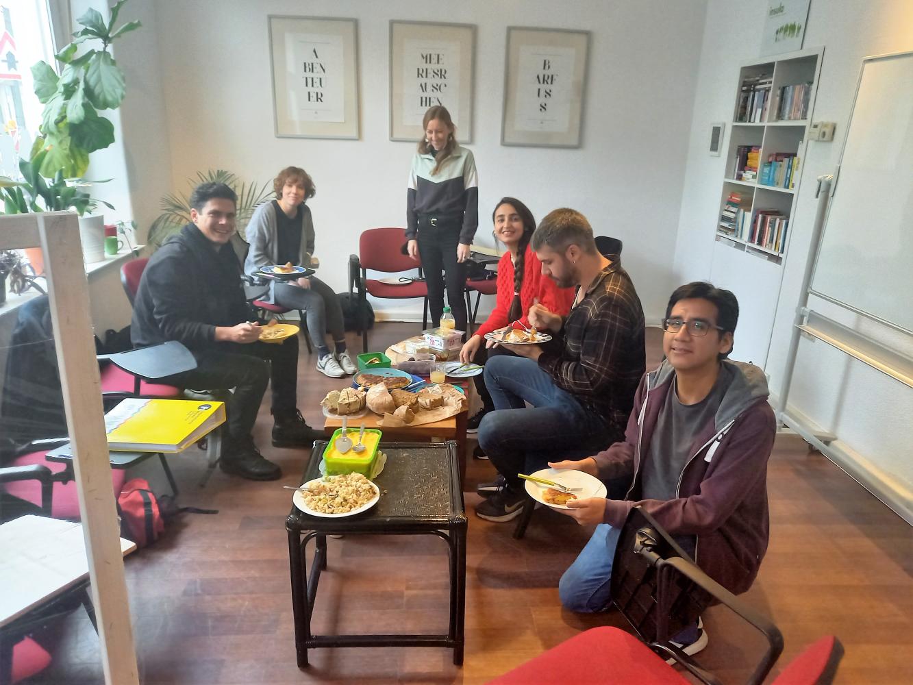 Multikulti Buffet im B2.2 Kurs letzter Kurstag